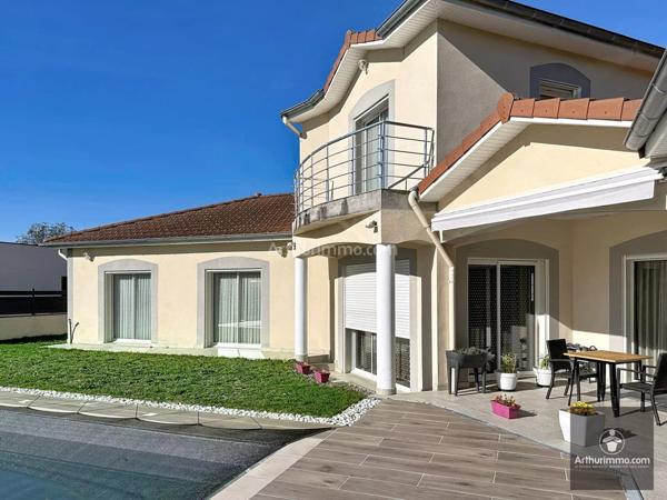 Vente Maison 9 pièces 200 m2 à Riorges