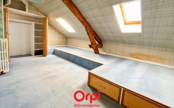 Maison à vendre    4 pièces •  Montluçon