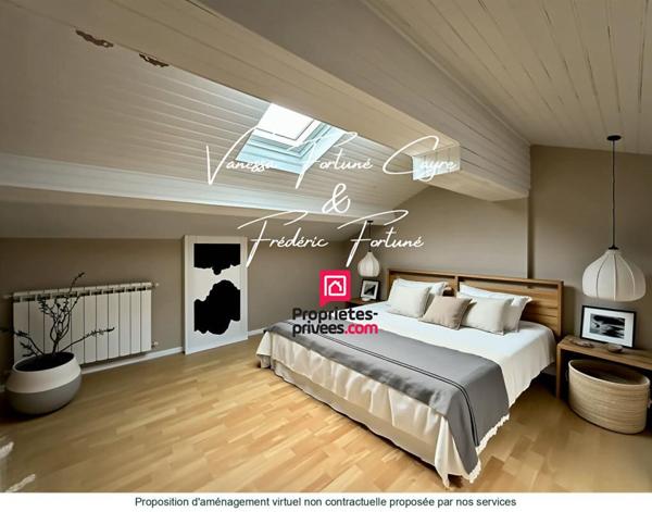 Maison en pierre de caractère à Blanquefort (33290) Piscine & panneaux solaires