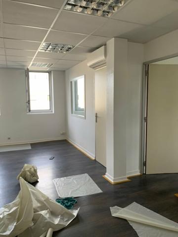 Bureaux à louer à Avignon étage complet dans secteur Cap Sud attractif