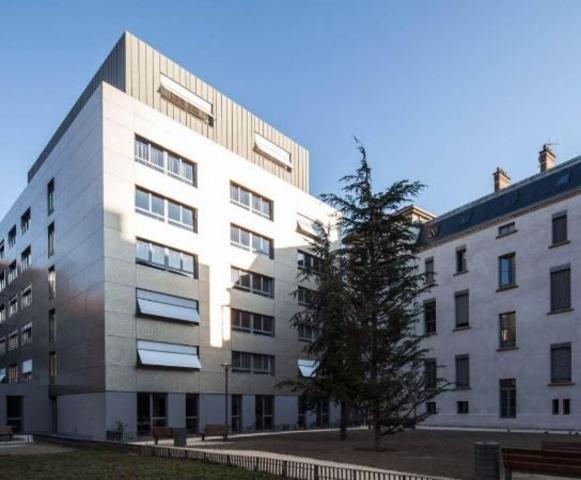 INVESTISSEMENT LOCATIF  Grenoble  Résidence Seniors Villa Sully  6.05 % de rentabilité