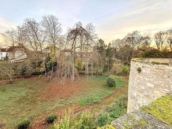 Vente Appartement 3 pièces 69 m2 à Compiègne