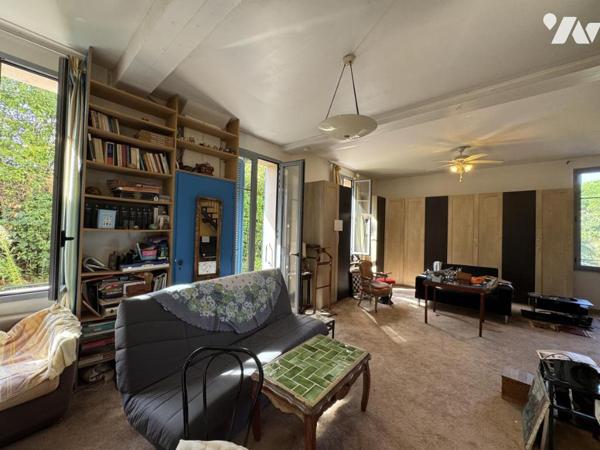 Maison individuelle quartier Montfleury de 188 m2 environ sur un terrain de 500 m2 environ avec gara