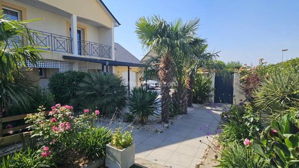 Vente                                                      Maison
                        
                     9 pièces                      181 m2                     à Mondeville