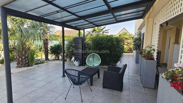 Vente                                                      Maison
                        
                     9 pièces                      181 m2                     à Mondeville