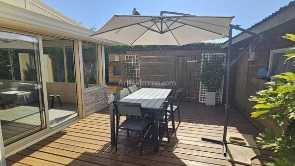 Vente                                                      Maison
                        
                     9 pièces                      181 m2                     à Mondeville