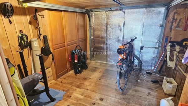 Vente                                                      Maison
                        
                     9 pièces                      181 m2                     à Mondeville