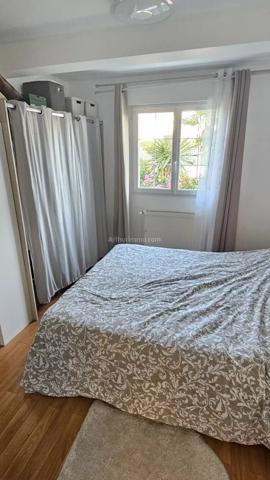 Vente                                                      Maison
                        
                     9 pièces                      181 m2                     à Mondeville