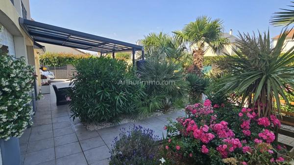 Vente                                                      Maison
                        
                     9 pièces                      181 m2                     à Mondeville