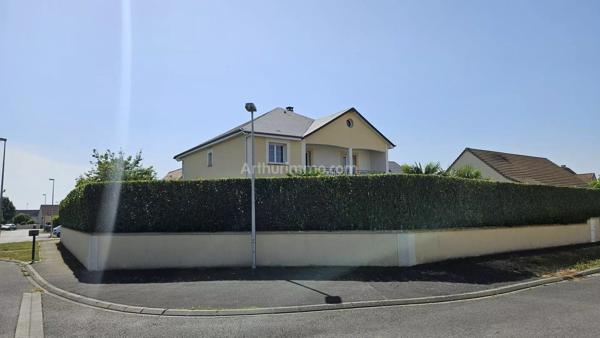 Vente                                                      Maison
                        
                     9 pièces                      181 m2                     à Mondeville