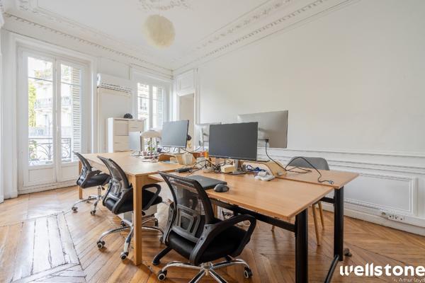 Bureaux à louer à PARIS 75010