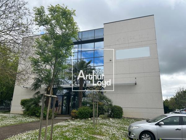 Bureaux à louer 500 m² Toulouse Basso Cambo - proche métro