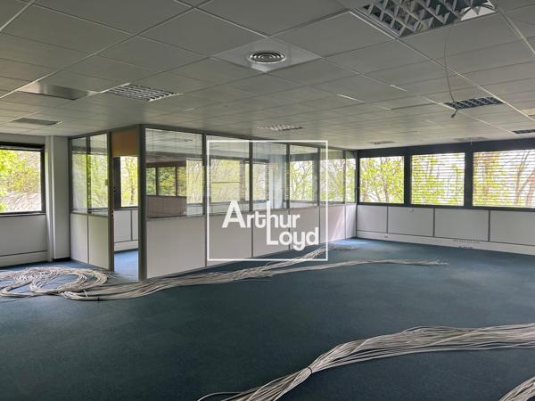 Bureaux à louer 500 m² Toulouse Basso Cambo - proche métro