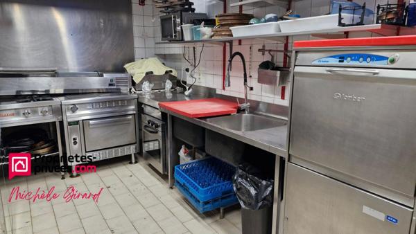 EXCLUSIVITE ROANNE  -  RESTAURANT  ATYPIQUE, 80 COUVERTS, TERRASSE