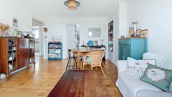 EXCLUSIVITE NANTES - HAUTS-PAVÉS, FELIX FAURE, MONSELET / COPROPRIÉTÉ RÉNOVÉE BBC, Appartement 3 pièces 2 chambres, ascenseur, balcon, cave, grand jardin collectif clos.