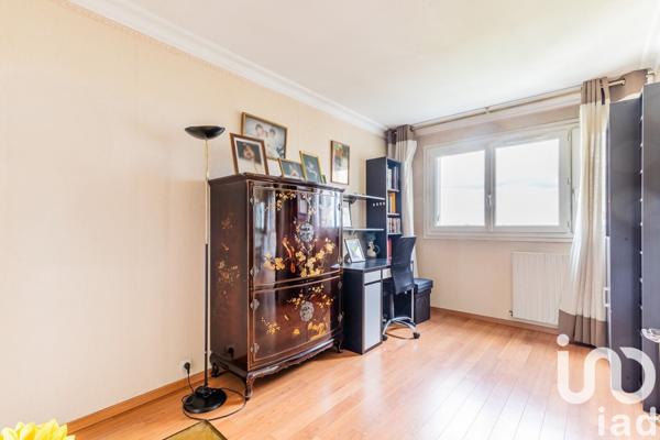 Appartement 4 pièces de 91 m² à Choisy-le-Roi (94600)