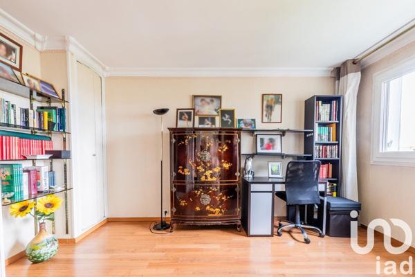 Appartement 4 pièces de 91 m² à Choisy-le-Roi (94600)