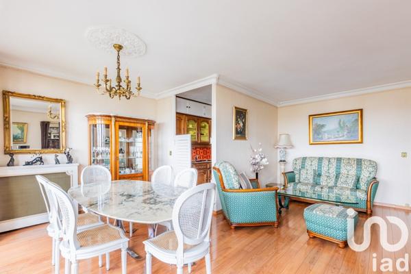 Appartement 4 pièces de 91 m² à Choisy-le-Roi (94600)