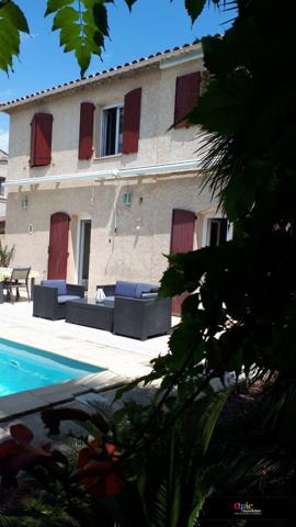 Villa T5 de 152 m² au calme avec piscine