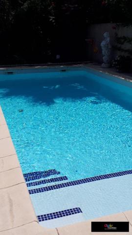 Villa T5 de 152 m² au calme avec piscine