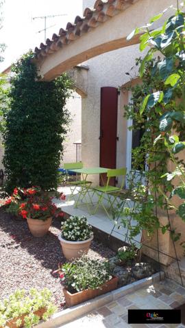 Villa T5 de 152 m² au calme avec piscine
