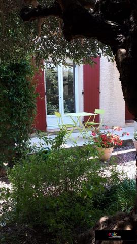 Villa T5 de 152 m² au calme avec piscine