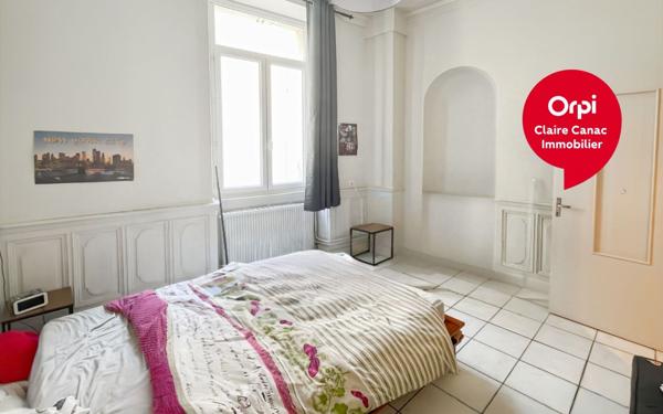 Immeuble à vendre    14 pièces • 391 m2 Castres