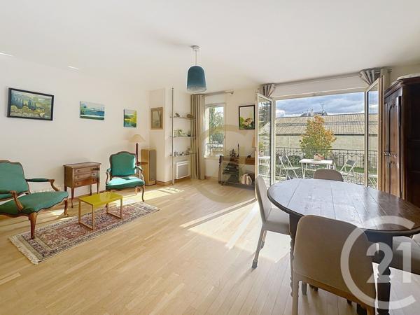 Appartement F3 à vendre  3 pièces - 74,65 m2 VERSAILLES - 78