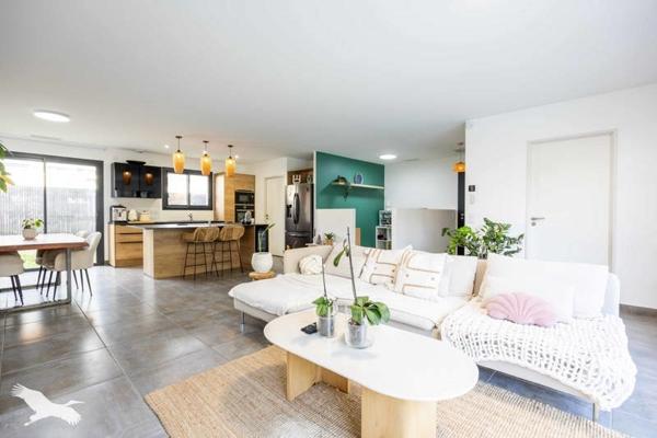 Maison à vendre 550 000 € Saubrigues 6 p 148 m² DPE B
