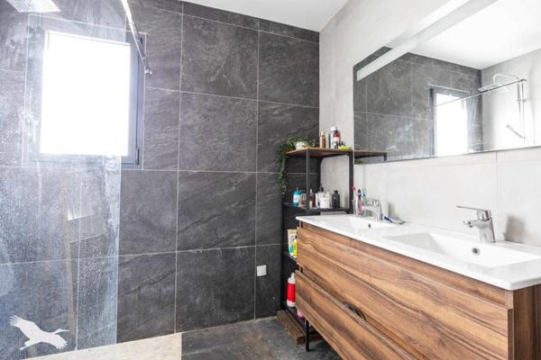 Maison à vendre 550 000 € Saubrigues 6 p 148 m² DPE B