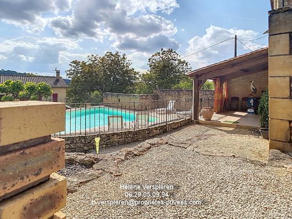 2 Maisons Carsac Aillac en hauteur Piscine terrain de 7000 m2