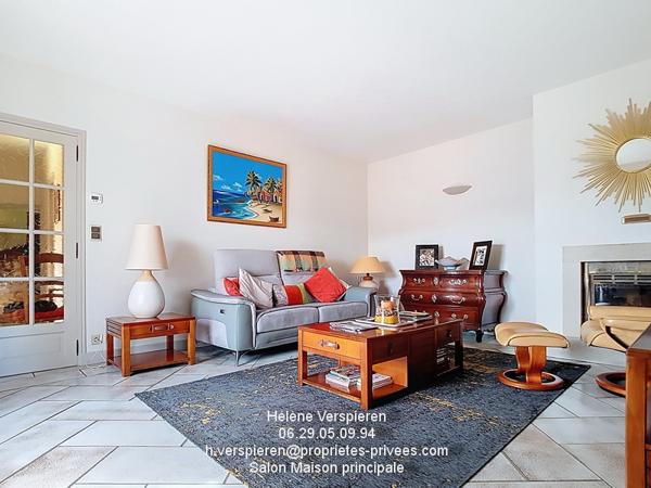 2 Maisons Carsac Aillac en hauteur Piscine terrain de 7000 m2