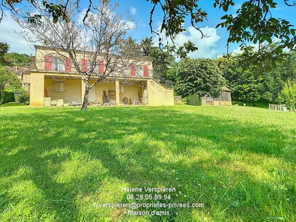 2 Maisons Carsac Aillac en hauteur Piscine terrain de 7000 m2