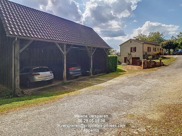 2 Maisons Carsac Aillac en hauteur Piscine terrain de 7000 m2