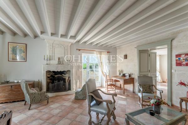 Magnifique Propriété avec Maison de Maître, Moulin et Gîtes
