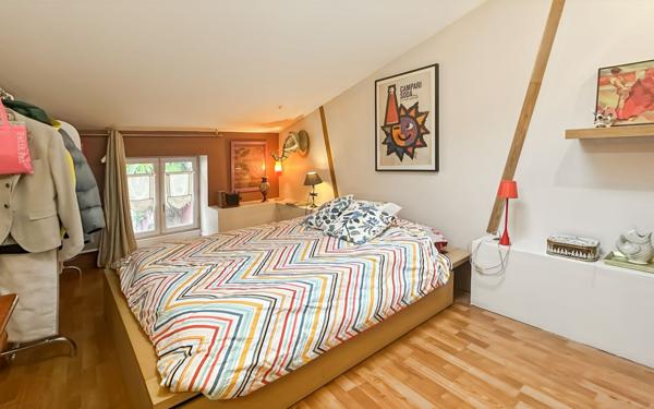 Maison à vendre    5 pièces • 253 m2 Valence