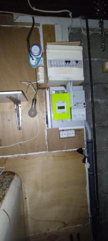 Maison avec terrain et point d'eau