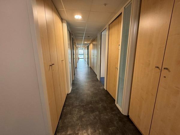 TOURS NORD L'AERONEF BUREAUX A LOUER DE 480 M² 4EME ETAGE PROCHE D 910 ET ECHANGEUR A10