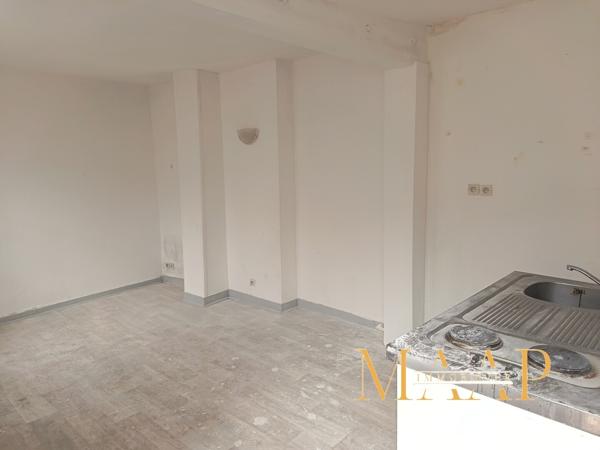 Immeuble 5 lots libres – 290 m² – Centre-ville