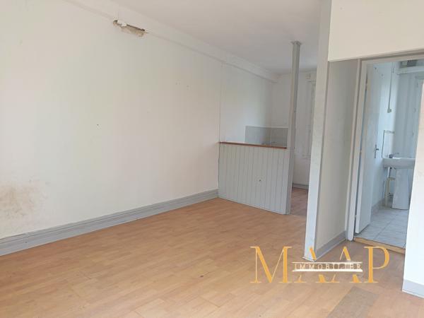 Immeuble 5 lots libres – 290 m² – Centre-ville