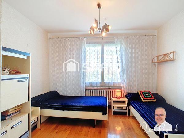 Charréard : 5 chambres, jardin, garage, à voir !