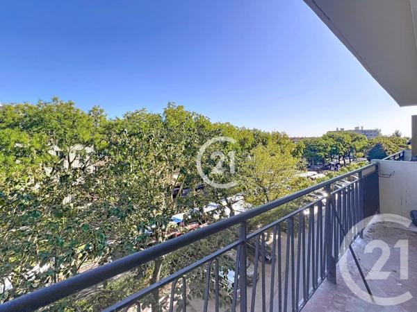 Appartement F4 à vendre  4 pièces - 62,70 m2 MONTREUIL - 93