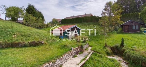 Maison de village avec terrain et potentiel