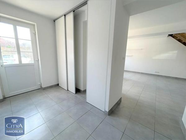 Appartement à louer 4 pièces 78.69m²