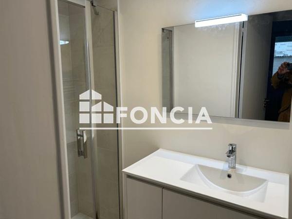 Location Appartement 3 pièces 51 m² - 10 RUE DE LA GARE Orleans 45000