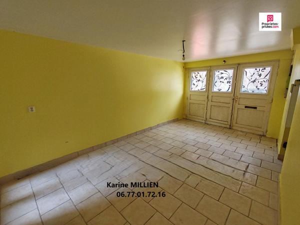 RUGLES 27250 Maison de ville - 2 étages et grenier- 4 chambres - Extérieur/cour - 220000  HAI