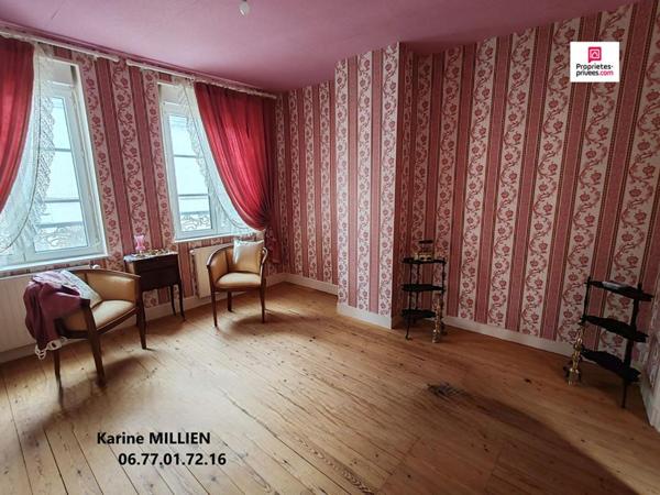 RUGLES 27250 Maison de ville - 2 étages et grenier- 4 chambres - Extérieur/cour - 220000  HAI