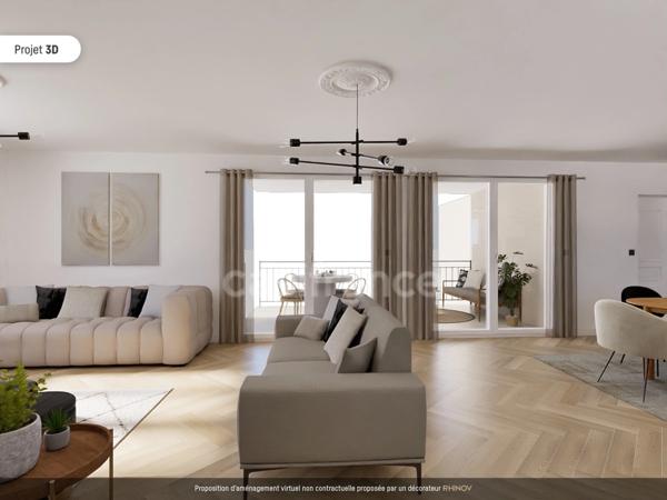 ST GERMAIN Maison 210 m² à 5 mn à pied du Lycée International - rare