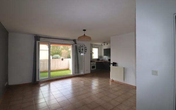 Appartement à vendre    3 pièces • 74 m2 Roquevaire