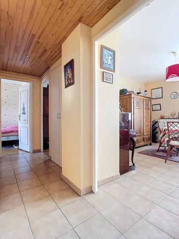 T3 lumineux 58 m², parking, cave – Quartier St-Hélier